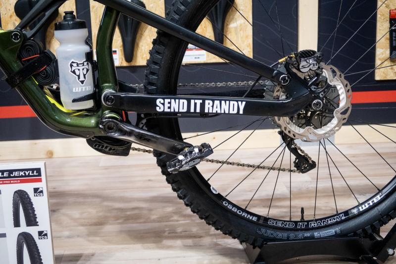 �������, ����� ���������� � ������ ������