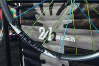 s1200_Industry_Nine_Enduro_310_Carbon_and_Enduro_S_Wheelsets.jpg