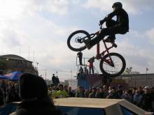 ������ no foot can can.jpg